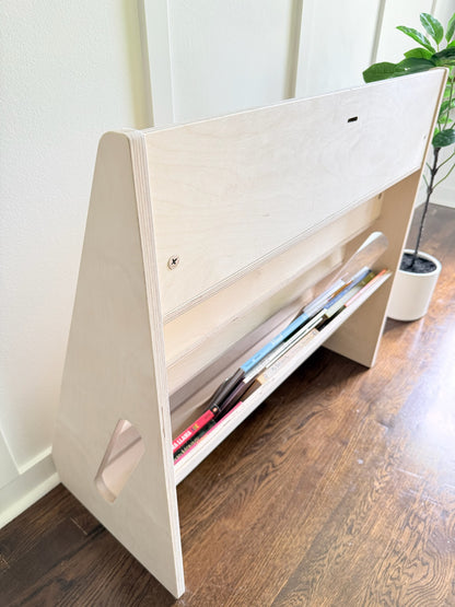 The Classic Montessori Bookshelf