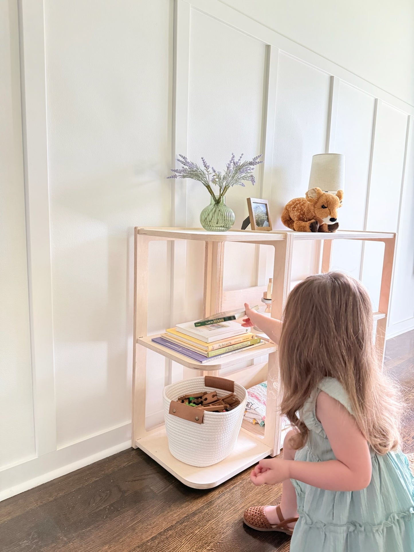 Corner and End Toy Shelf