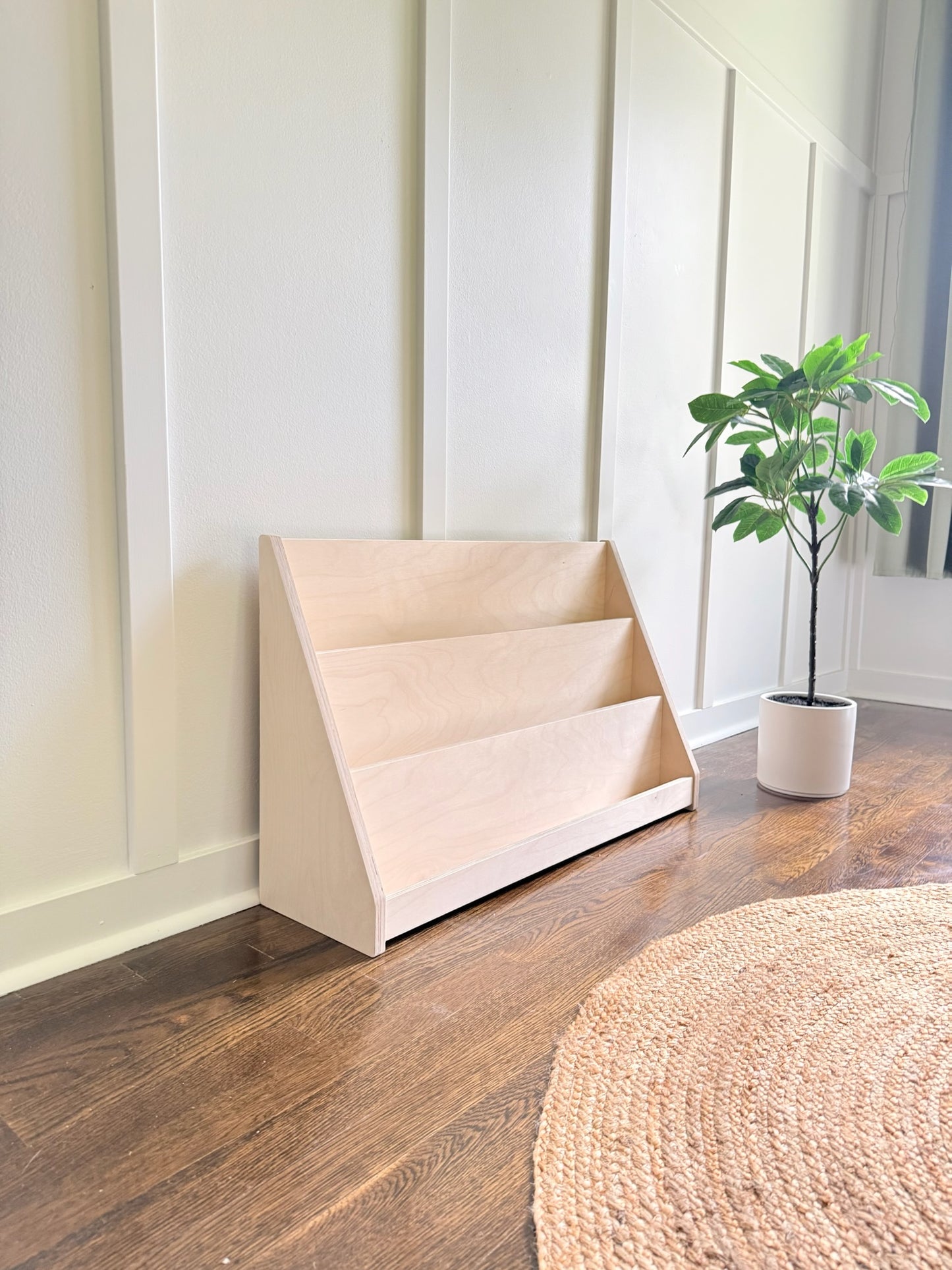 The Small Montessori Bookshelf