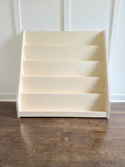 The Classic Montessori Bookshelf